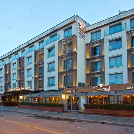 Hotel Dosso Dossi & Downtown