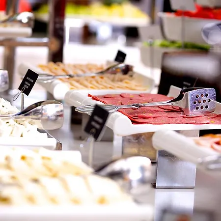 Hotel Dosso Dossi & Downtown