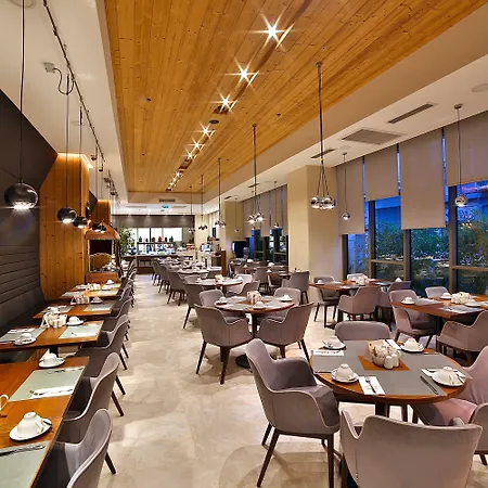 Dosso Dossi & Downtown Hotel