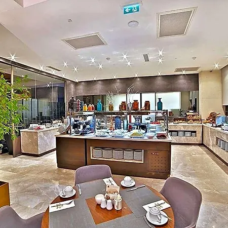Dosso Dossi & Downtown איסטמבול