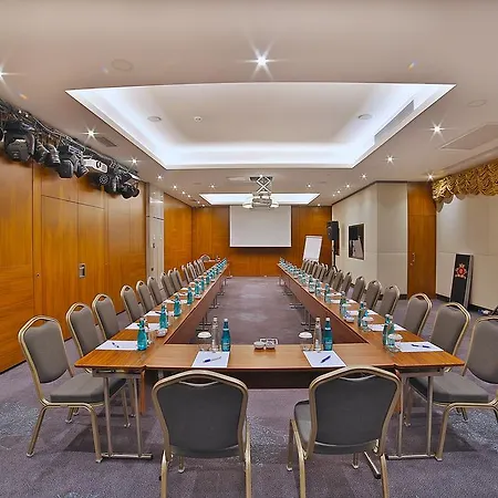 Dosso Dossi & Downtown