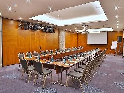 Dosso Dossi & Downtown Istanbul