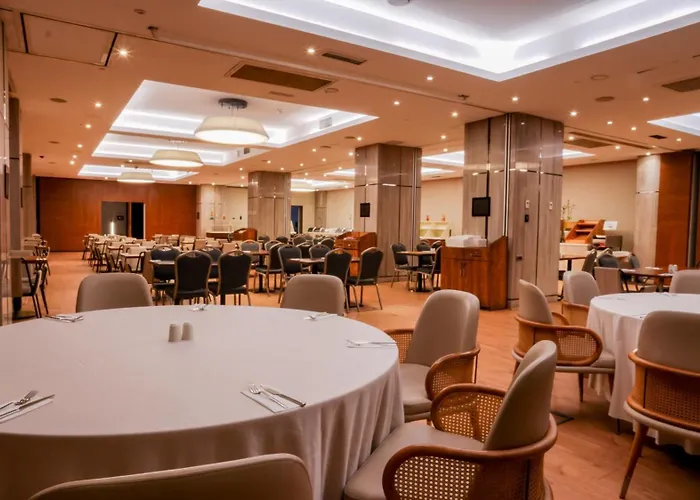 Dosso Dossi & Downtown מלון 5*