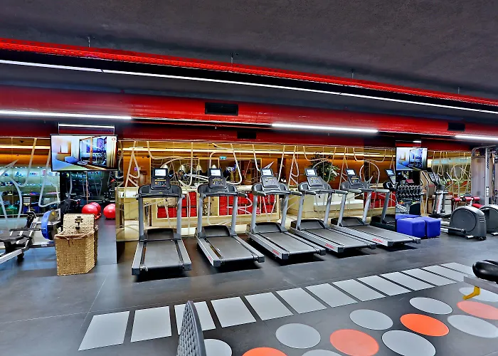 Dosso Dossi & Downtown Стамбул