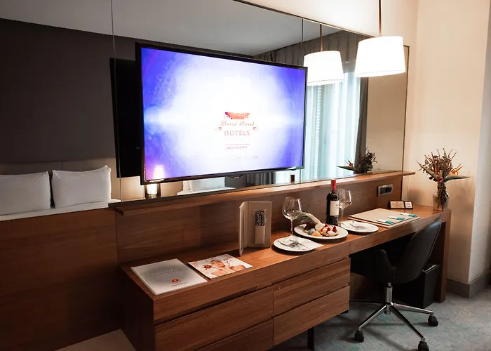 Dosso Dossi & Downtown Стамбул