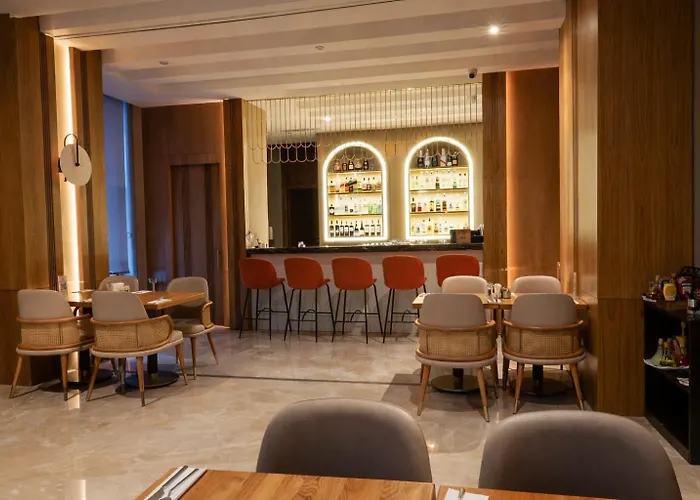 Dosso Dossi & Downtown